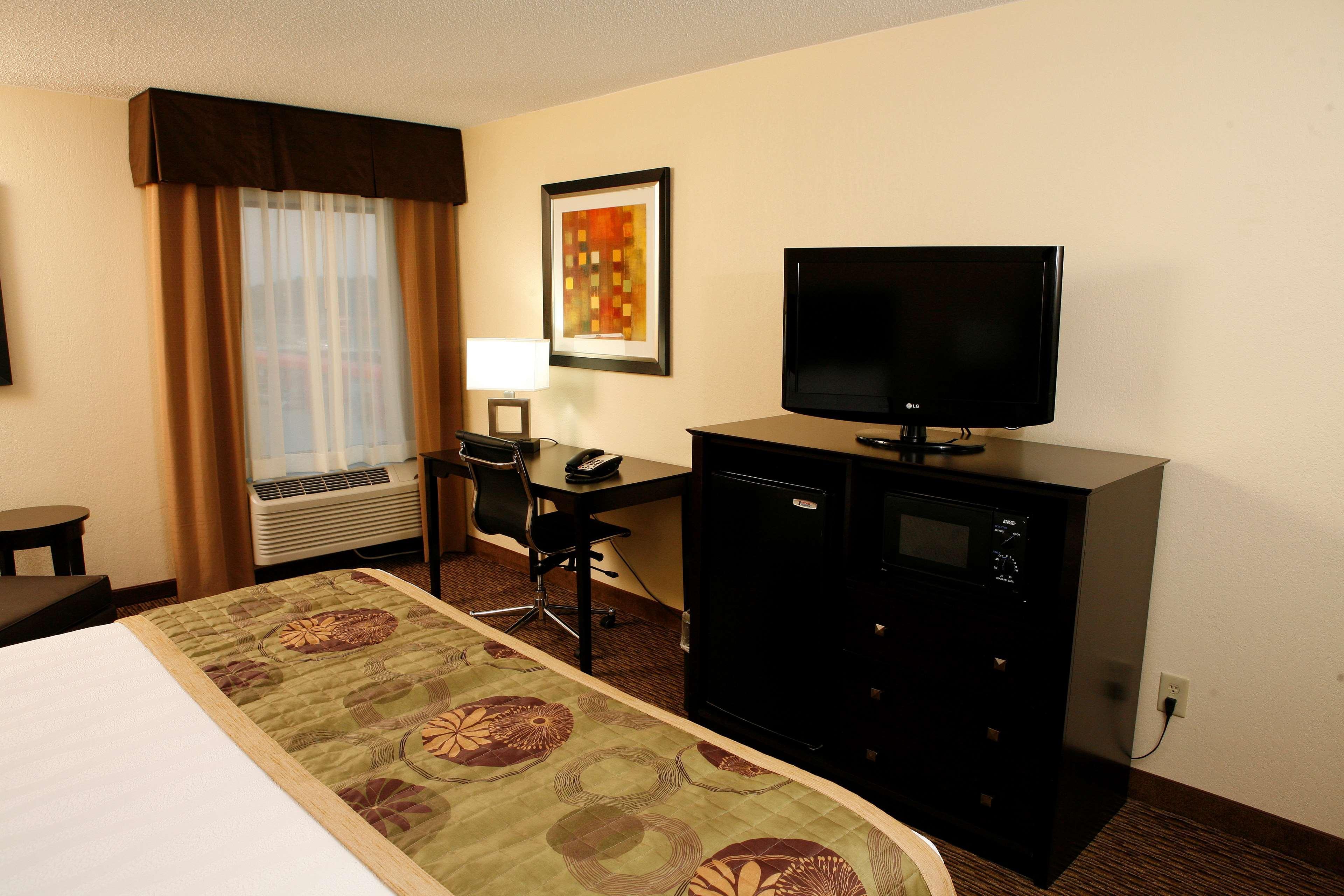 Best Western Plus Goldsboro Luaran gambar